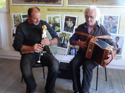 Prolongation  A.G.St Genevieve 2015